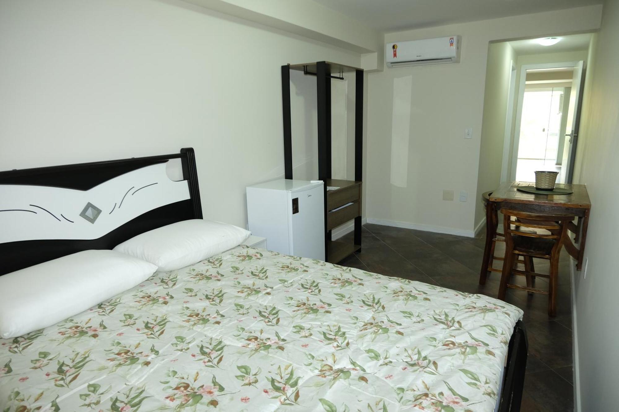 Hostel Toca Da Moreia 邦比尼亚斯 外观 照片